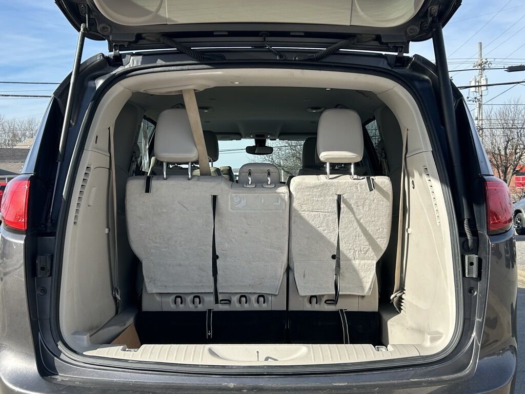 2017 Chrysler Pacifica Touring L Plus Crestwood KY