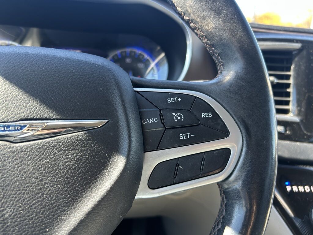 2017 Chrysler Pacifica Touring L Plus Crestwood KY