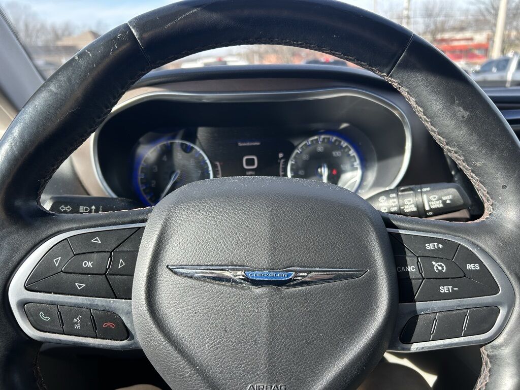 2017 Chrysler Pacifica Touring L Plus Crestwood KY