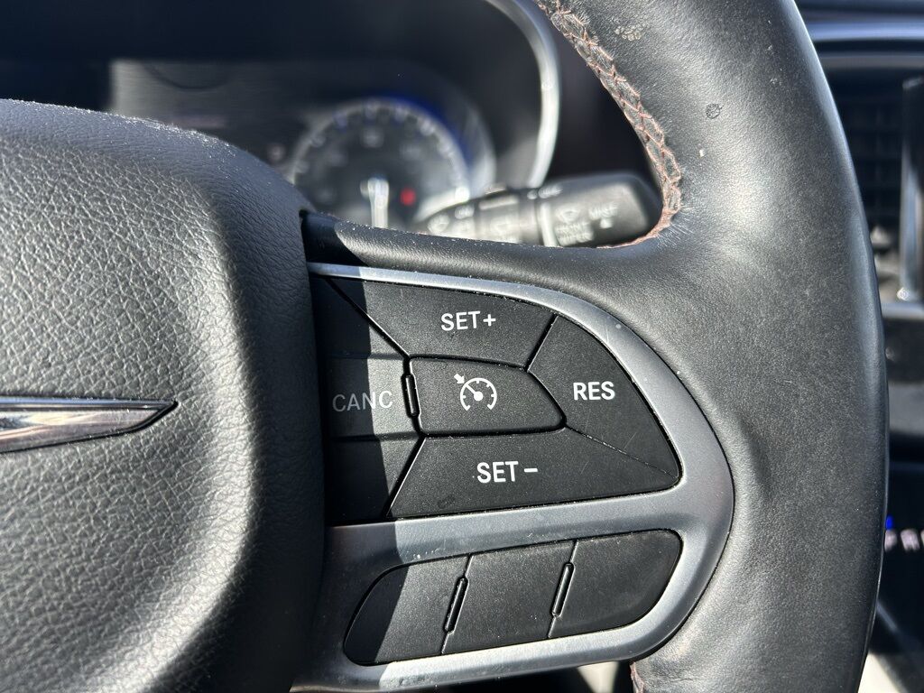 2017 Chrysler Pacifica Touring L Plus Crestwood KY