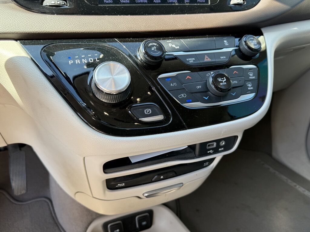 2017 Chrysler Pacifica Touring L Plus Crestwood KY