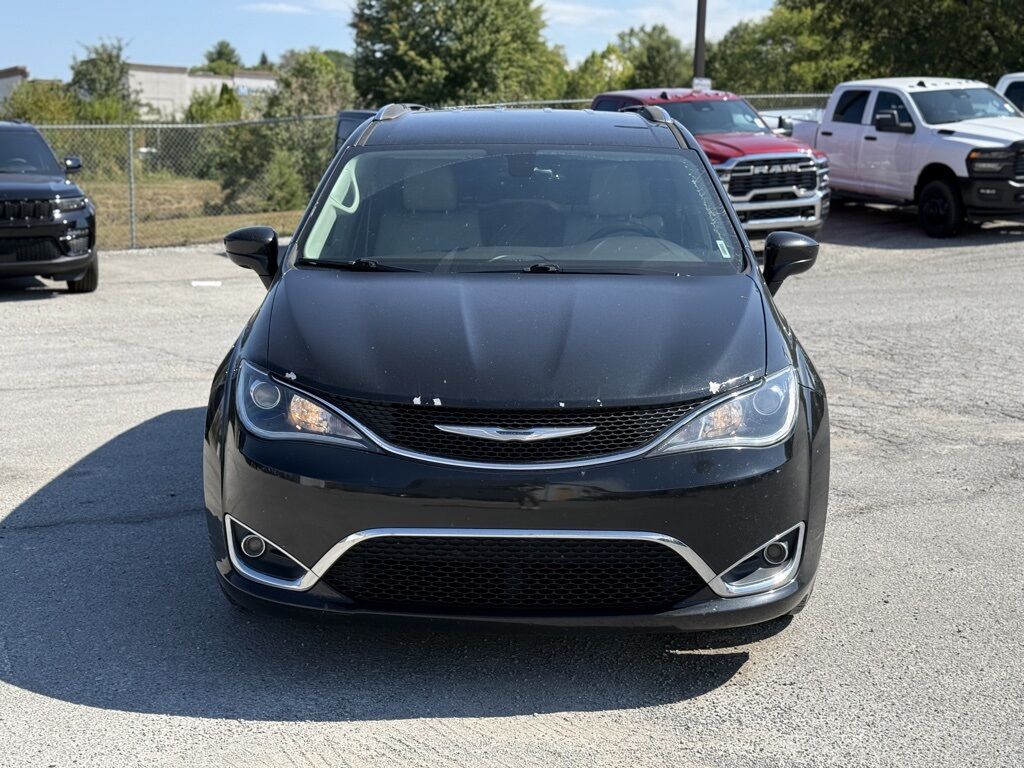 2017 Chrysler Pacifica Touring L Plus Crestwood KY