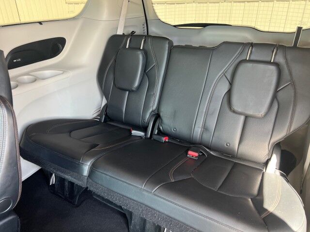 2017 Chrysler Pacifica Touring-L Plus Gainesville TX