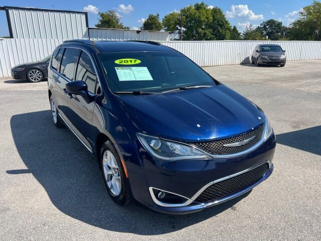 2017 Chrysler Pacifica Touring-L Plus Gainesville TX