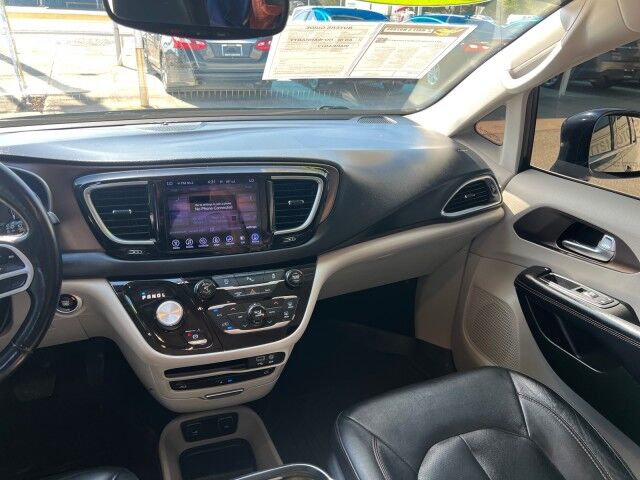 2017 Chrysler Pacifica Touring-L Plus Gainesville TX