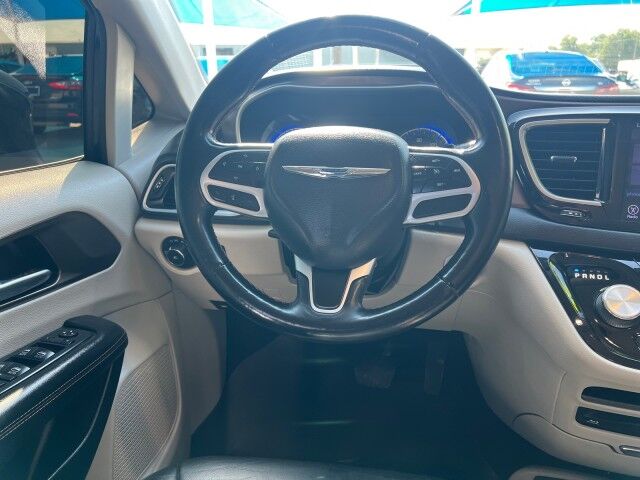 2017 Chrysler Pacifica Touring-L Plus Gainesville TX