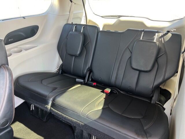 2017 Chrysler Pacifica Touring-L Plus Gainesville TX