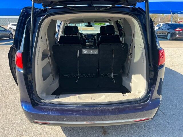 2017 Chrysler Pacifica Touring-L Plus Gainesville TX