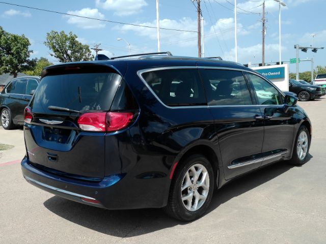2017 Chrysler Pacifica Touring-L Plus Plano TX