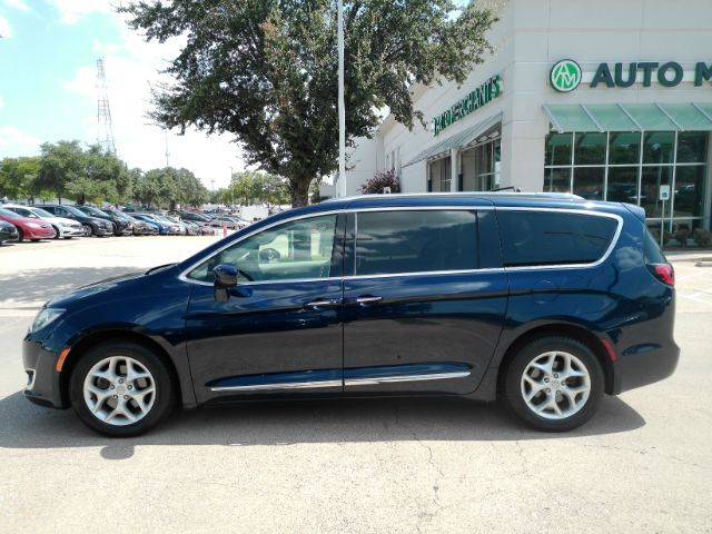 2017 Chrysler Pacifica Touring-L Plus Plano TX