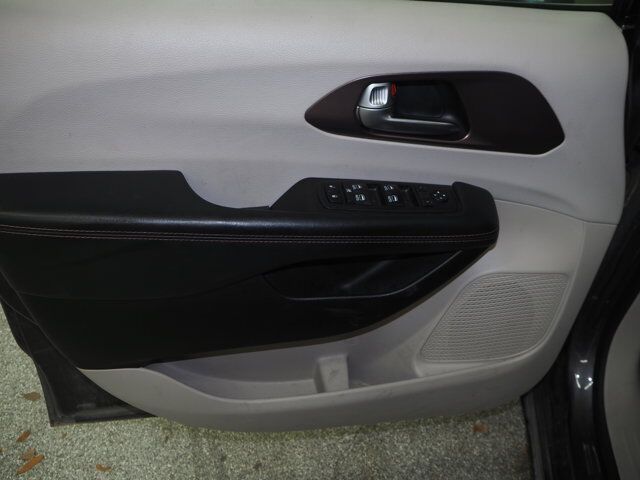 2017 Chrysler Pacifica Touring-L Plus New Braunfels TX
