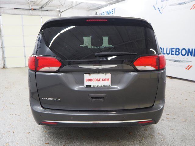 2017 Chrysler Pacifica Touring-L Plus New Braunfels TX