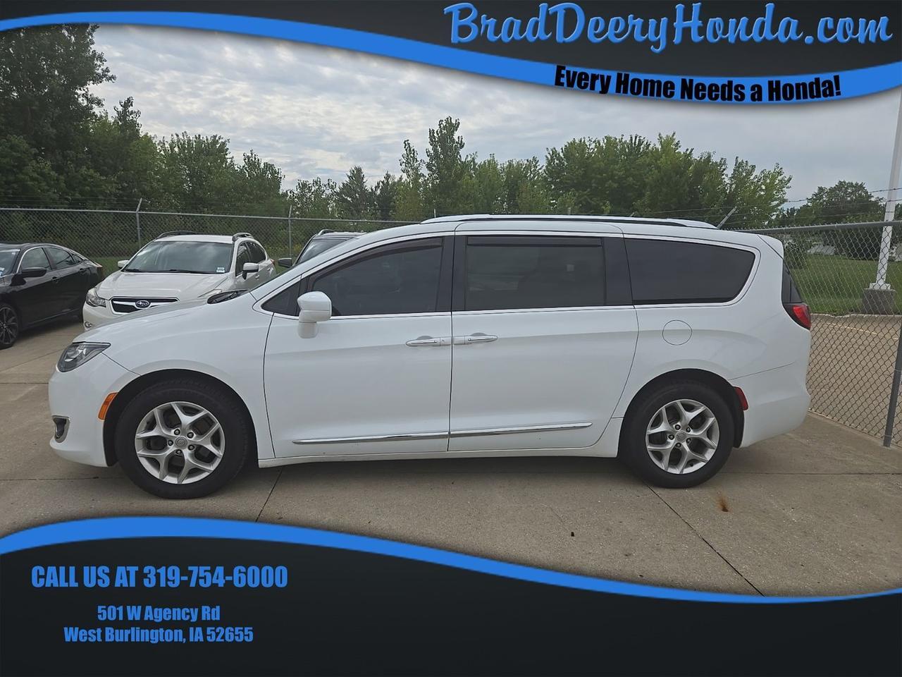 2017 Chrysler Pacifica Touring L Plus