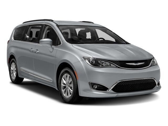 2017 Chrysler Pacifica Touring-L Plus Winder GA