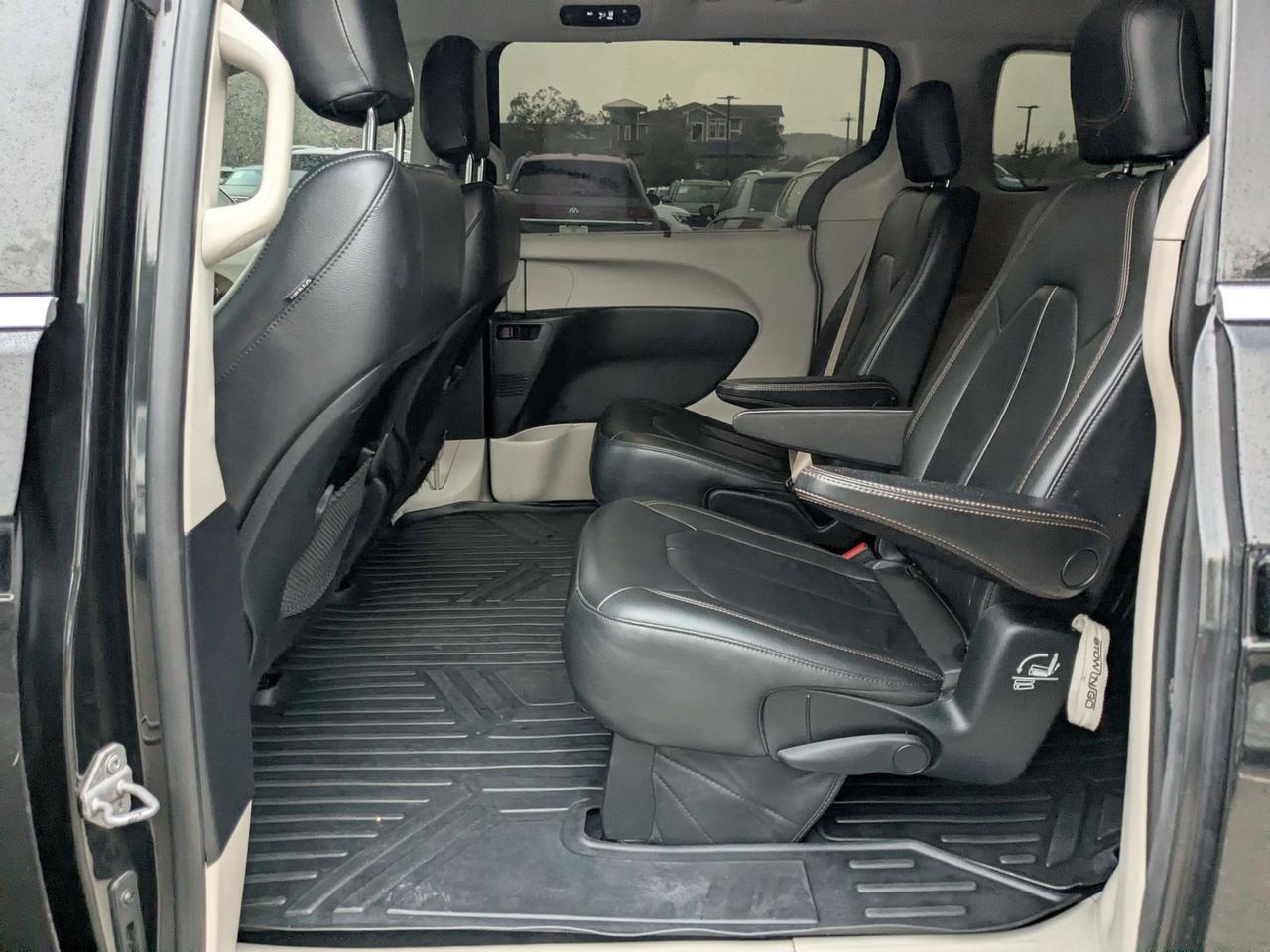 2017 Chrysler Pacifica Touring-L San Antonio TX