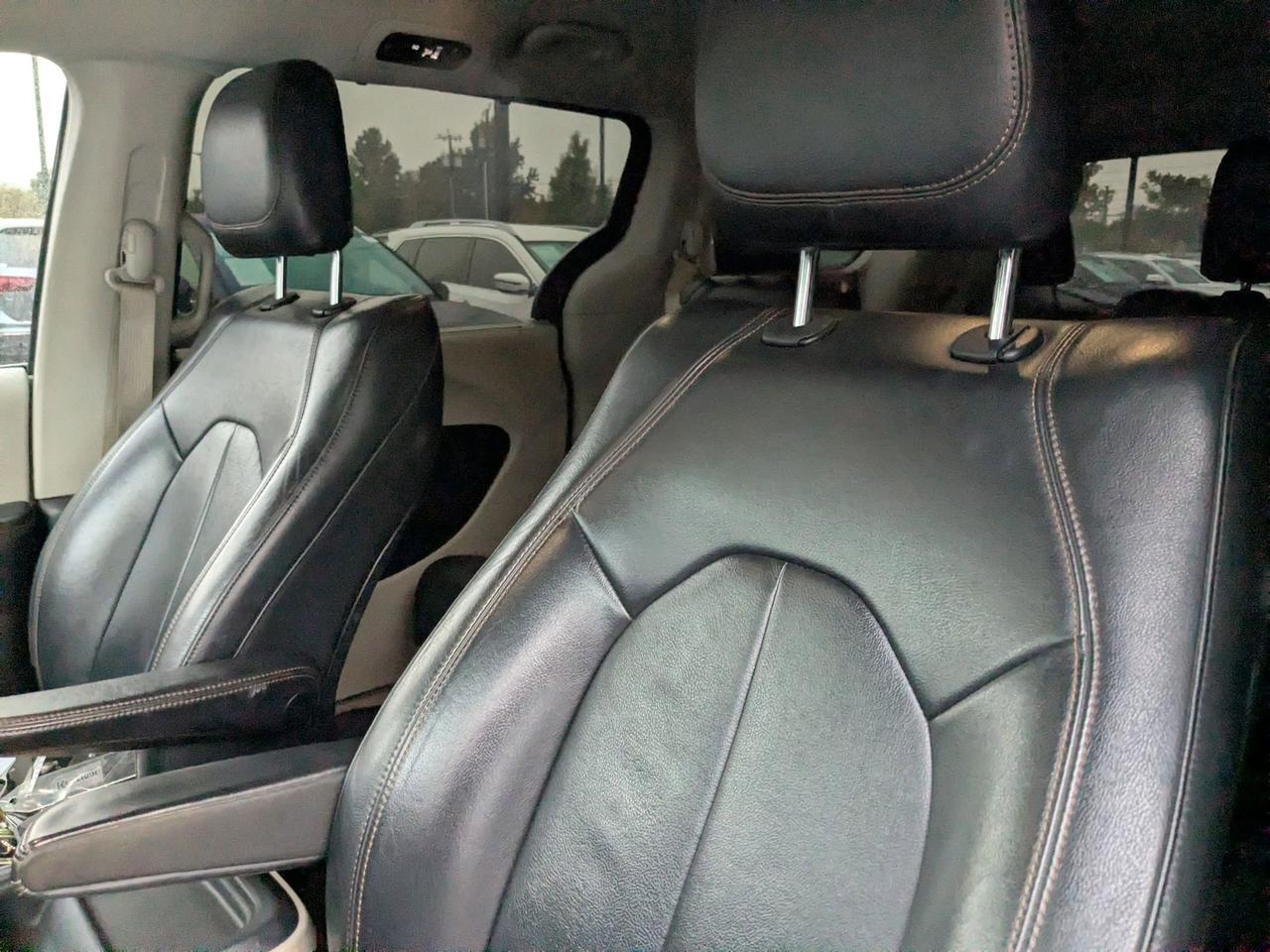 2017 Chrysler Pacifica Touring-L San Antonio TX