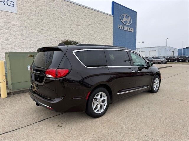 2017 Chrysler Pacifica Touring-L Cape Girardeau MO