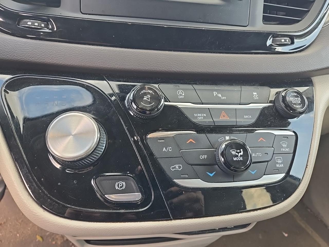 2017 Chrysler Pacifica Touring L West Burlington IA