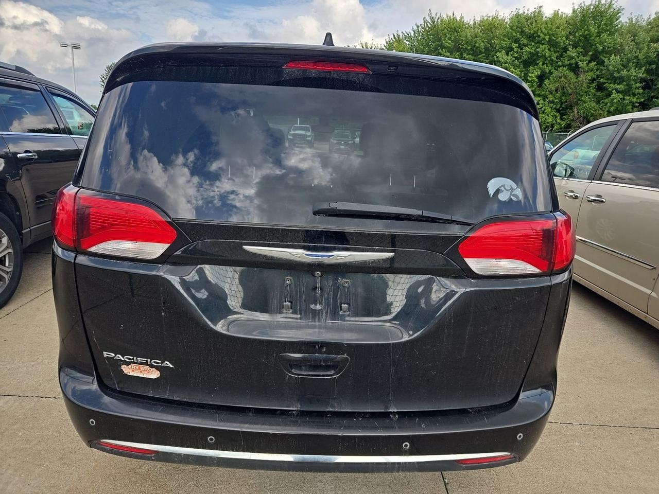 2017 Chrysler Pacifica Touring L West Burlington IA