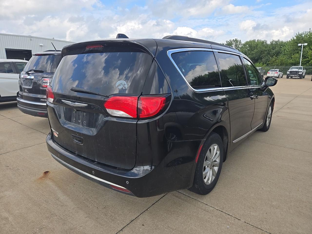 2017 Chrysler Pacifica Touring L West Burlington IA