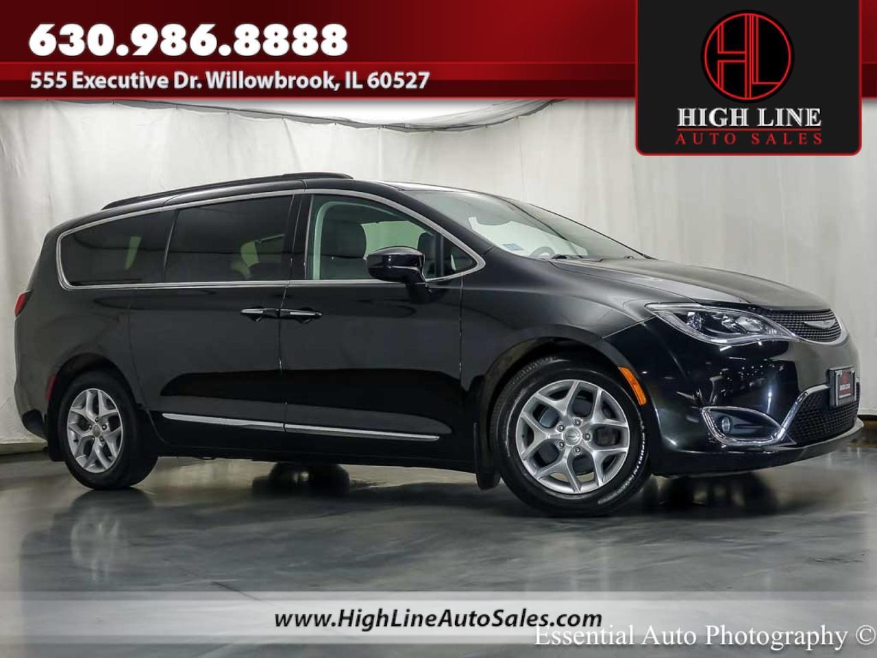 2017 Chrysler Pacifica Touring-L