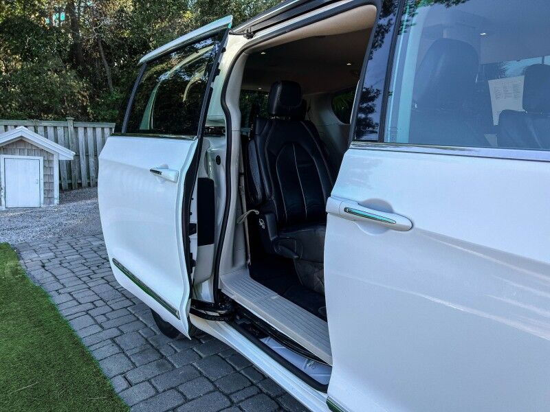 2017 Chrysler Pacifica Touring-L Wilmington NC