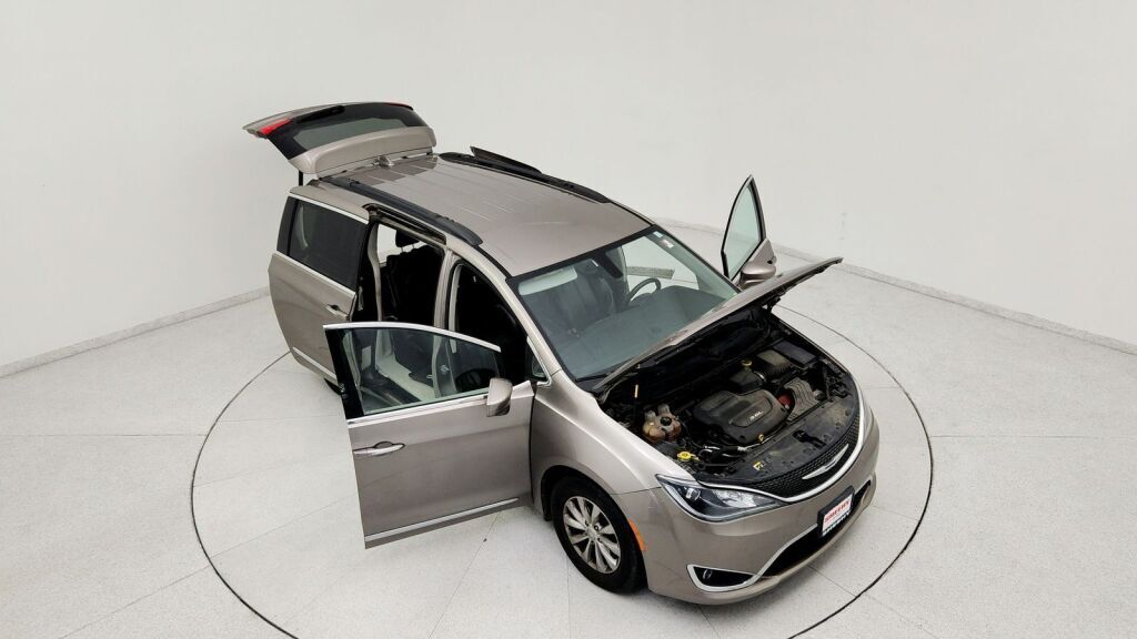 2017 Chrysler Pacifica Touring L Laurel MD