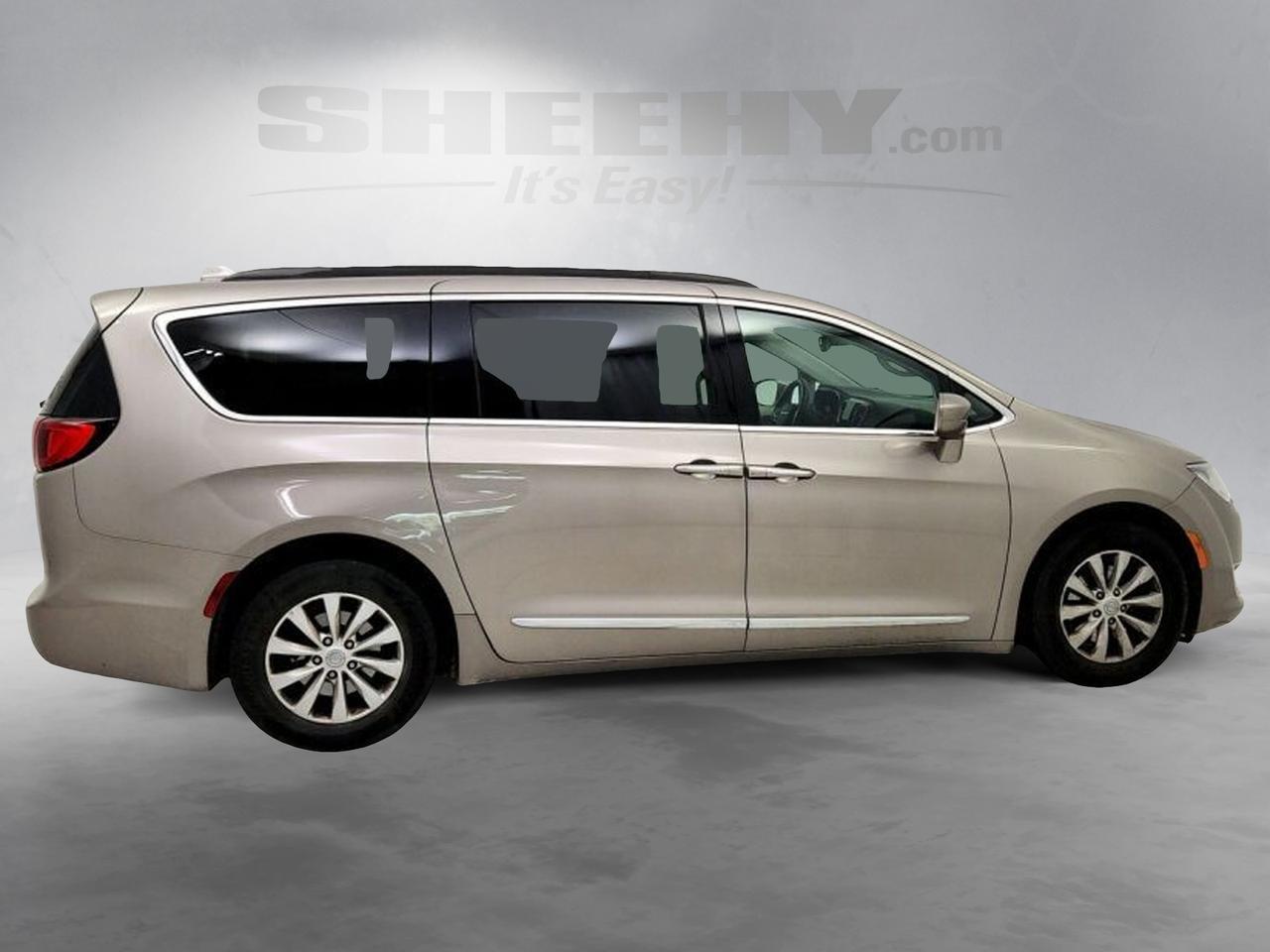 2017 Chrysler Pacifica Touring L Laurel MD