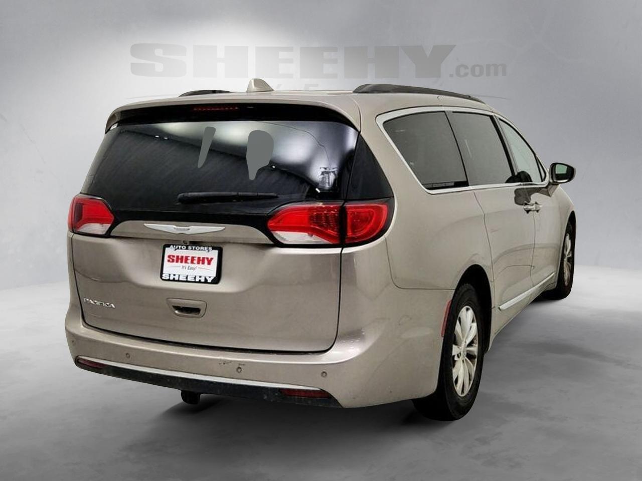 2017 Chrysler Pacifica Touring L Laurel MD