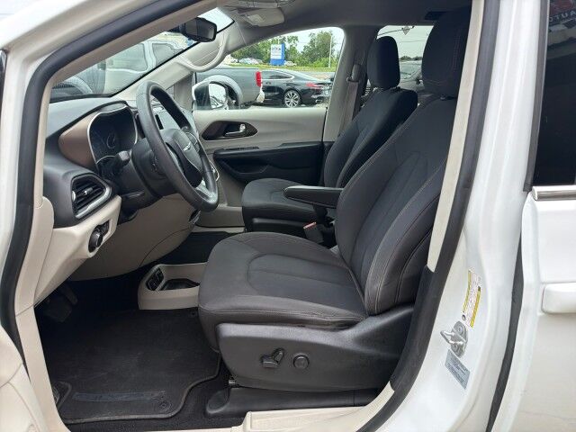 2017 Chrysler Pacifica Touring Lafayette LA