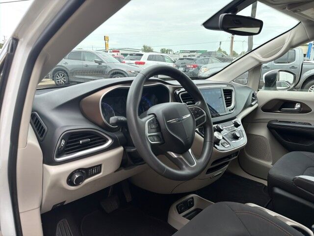 2017 Chrysler Pacifica Touring Lafayette LA