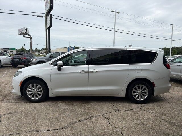 2017 Chrysler Pacifica Touring Lafayette LA