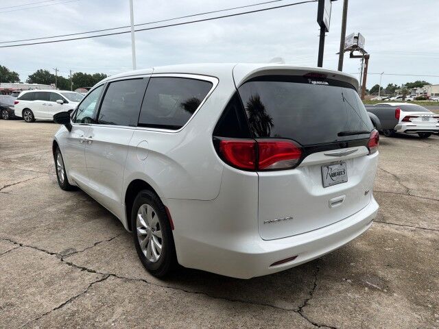 2017 Chrysler Pacifica Touring Lafayette LA