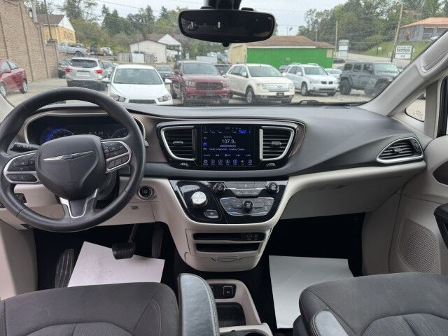 2017 Chrysler Pacifica Touring North Versailles PA
