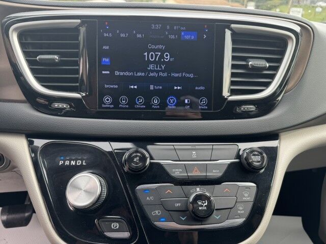 2017 Chrysler Pacifica Touring North Versailles PA