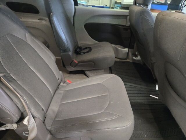 2017 Chrysler Pacifica Touring West Burlington IA