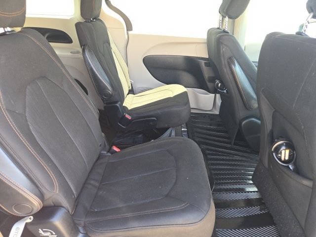 2017 Chrysler Pacifica Touring West Burlington IA
