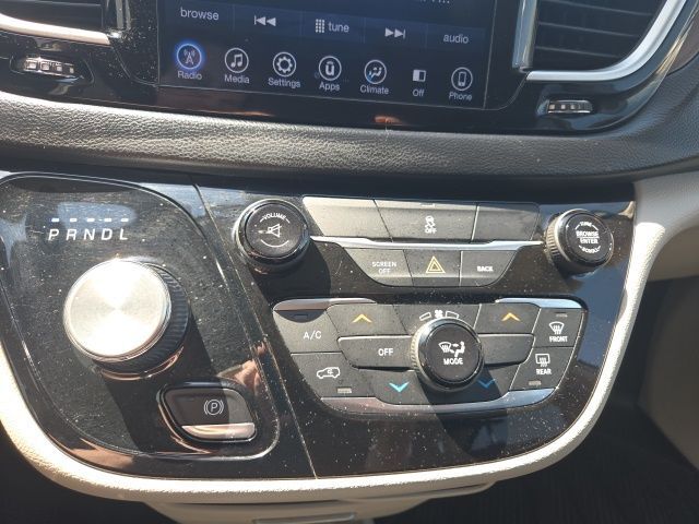 2017 Chrysler Pacifica Touring West Burlington IA