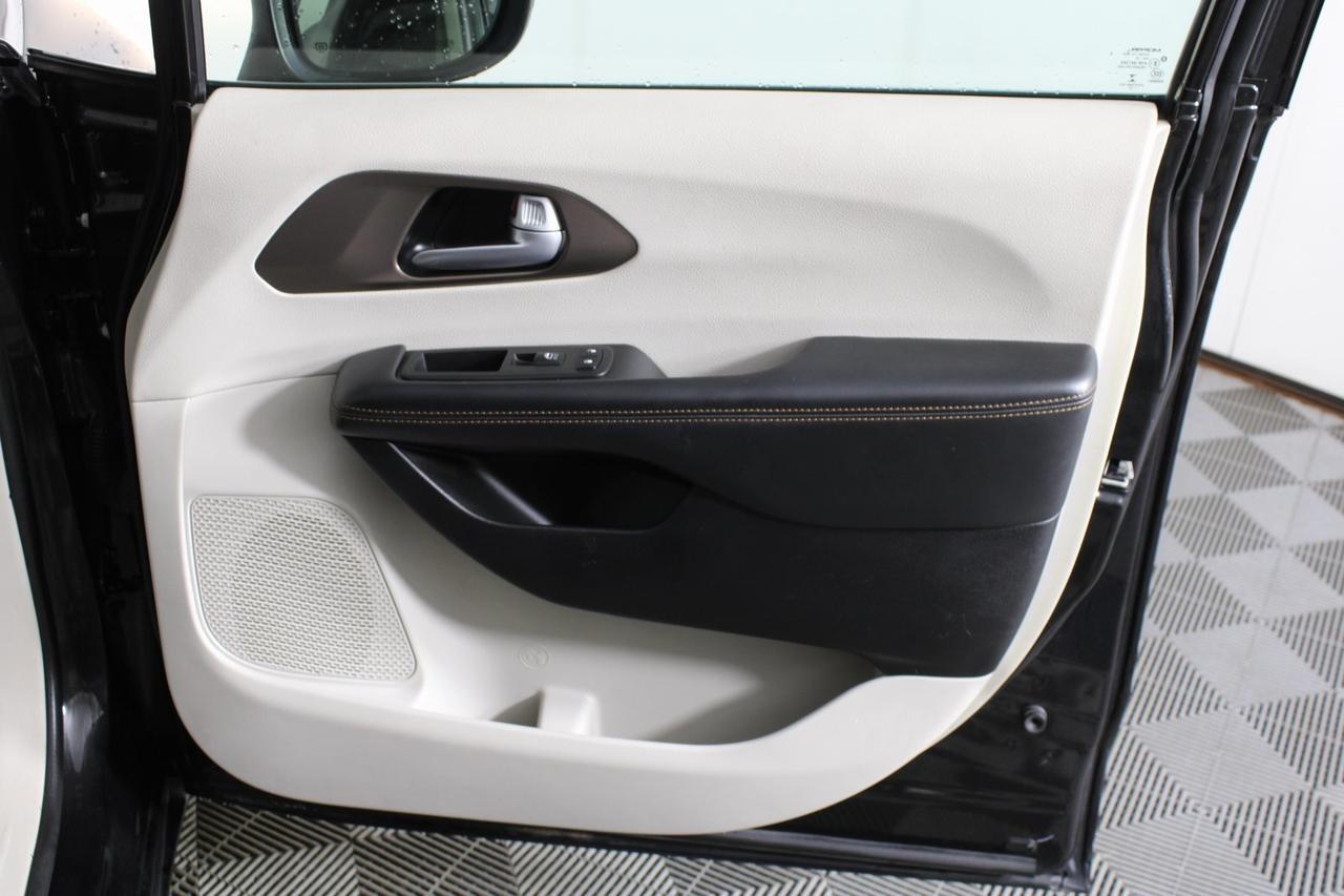 2017 Chrysler Pacifica Touring Manassas VA