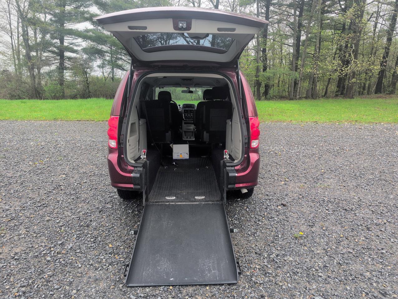 2017 DODGE ATS GRAND CARAVAN S Johnstown NY