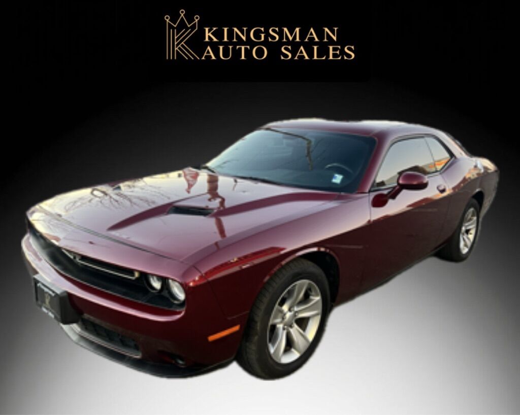 2017 DODGE CHALLENGER SXT