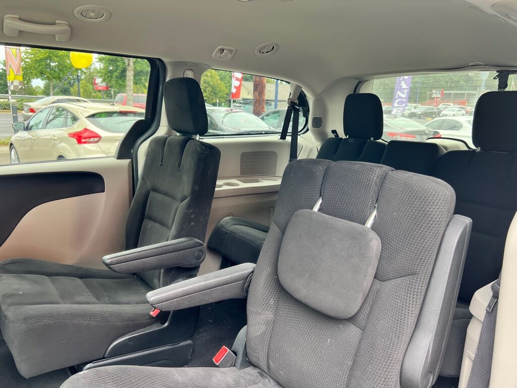 2017 DODGE GRAND CARAVAN SE Des Moines WA