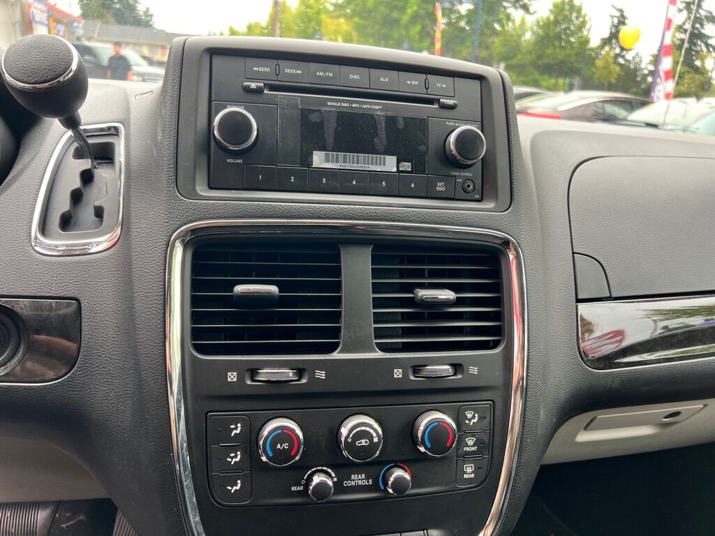 2017 DODGE GRAND CARAVAN SE Des Moines WA