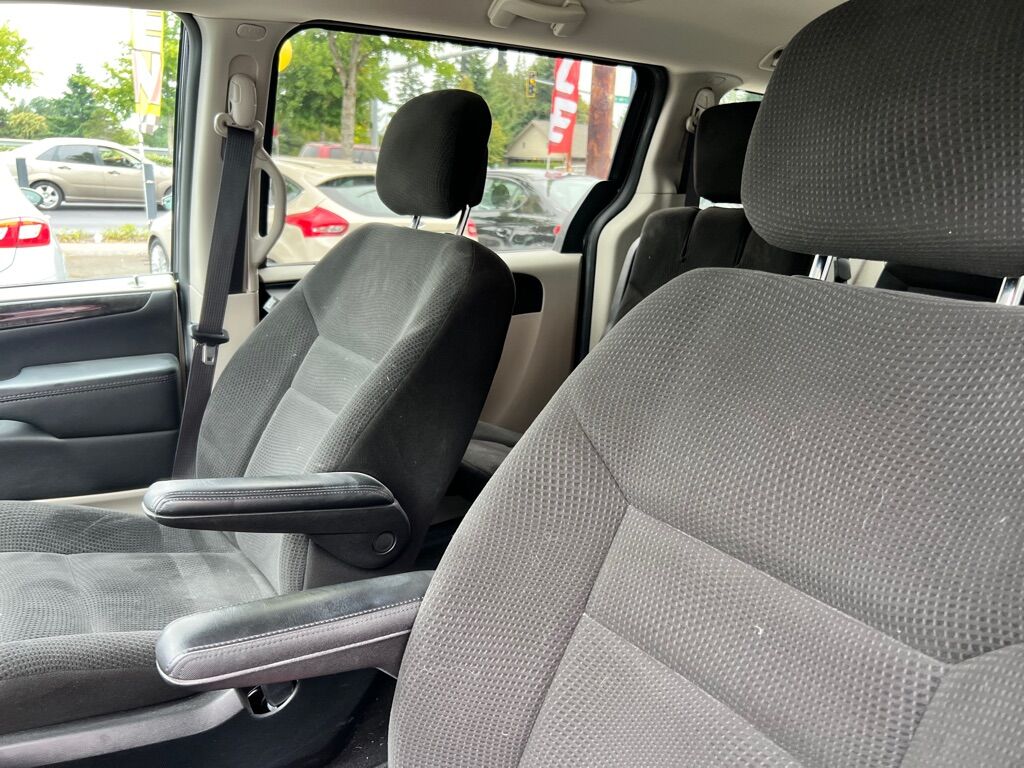 2017 DODGE GRAND CARAVAN SE Des Moines WA