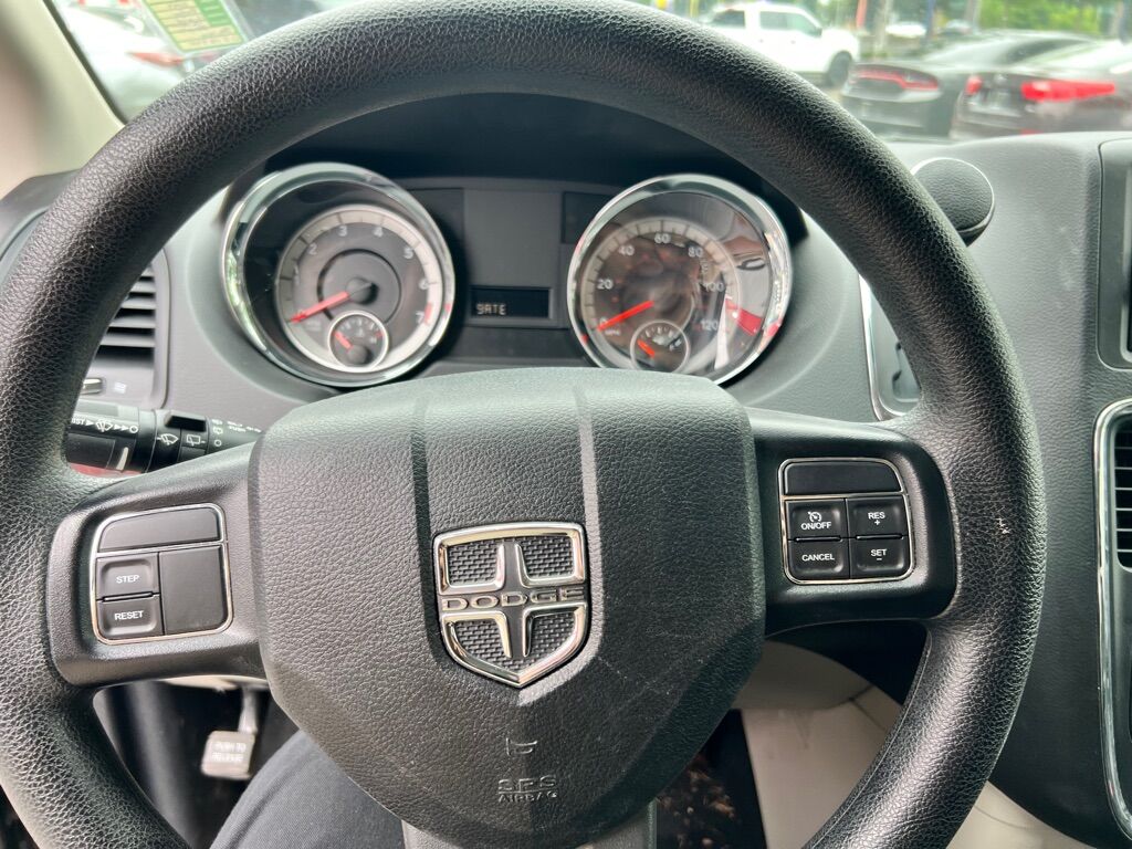 2017 DODGE GRAND CARAVAN SE Des Moines WA