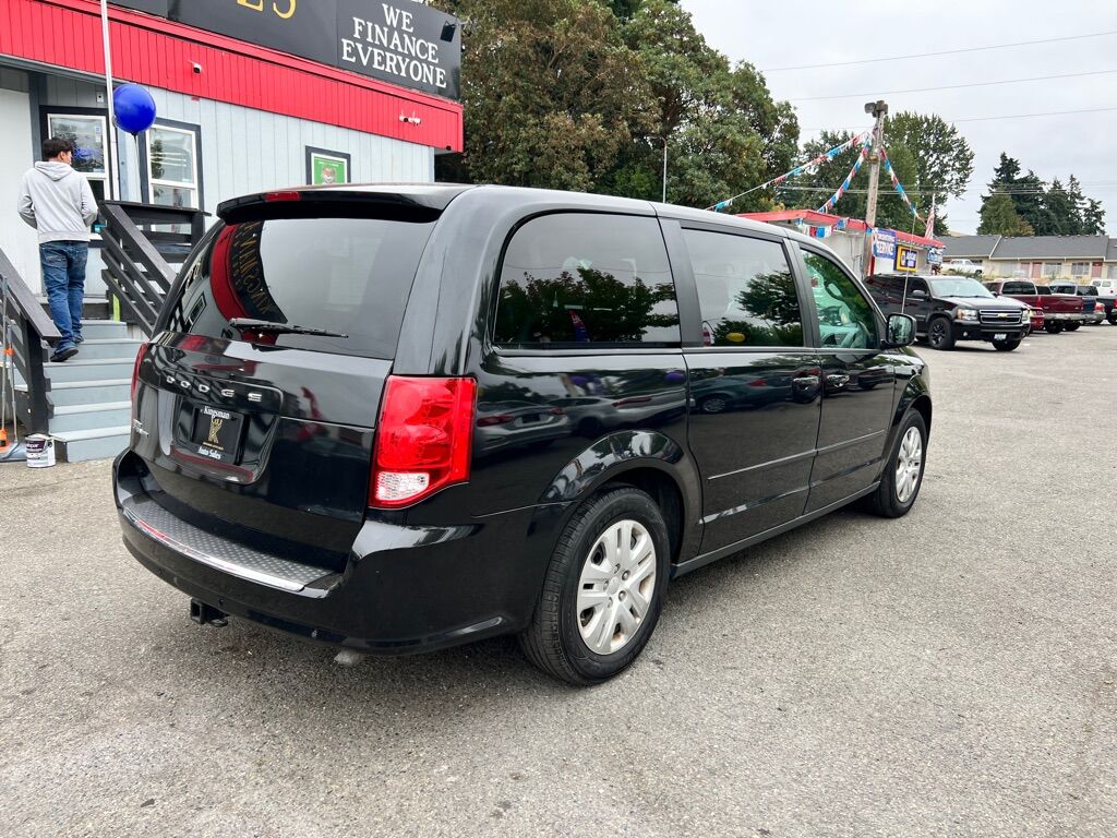 2017 DODGE GRAND CARAVAN SE Des Moines WA