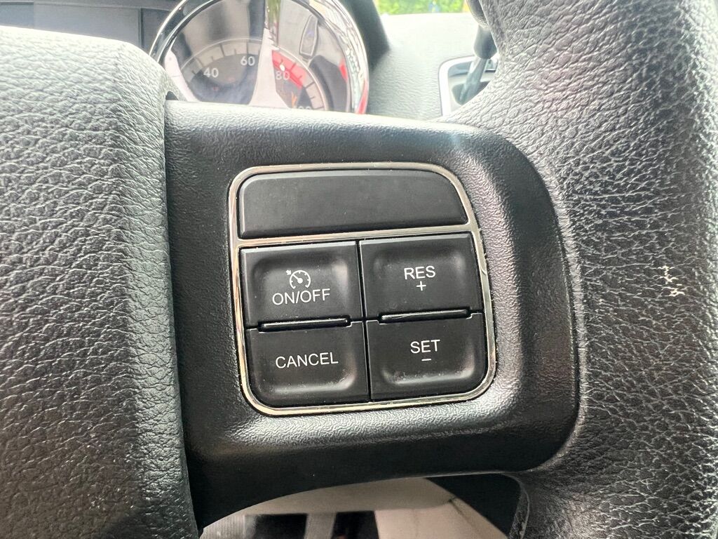 2017 DODGE GRAND CARAVAN SE Des Moines WA