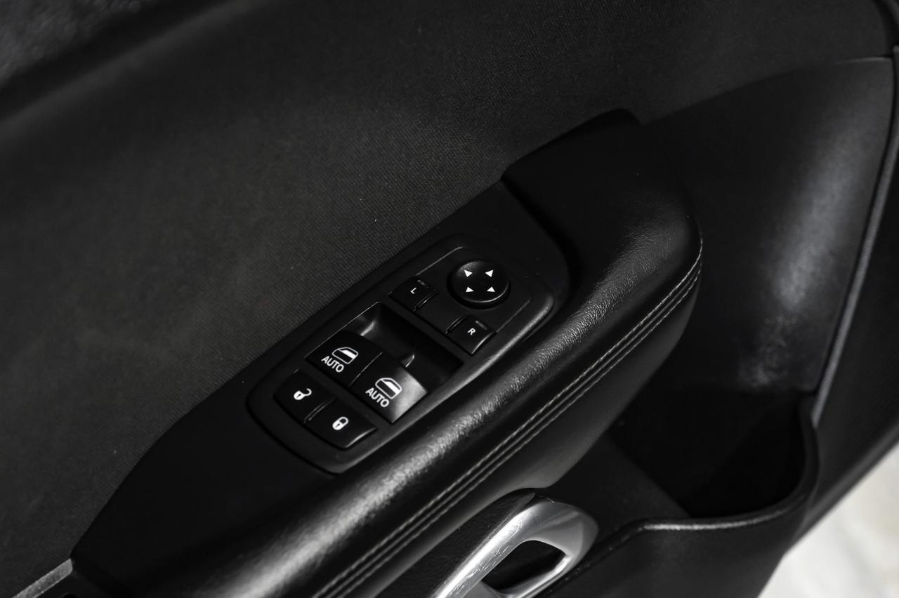 2017 Dodge Challenger R/T 5.7L HEMI AUTOMATIC KEYLESS START BLUETOOTH CRUISE CONTROL A Carrollton TX