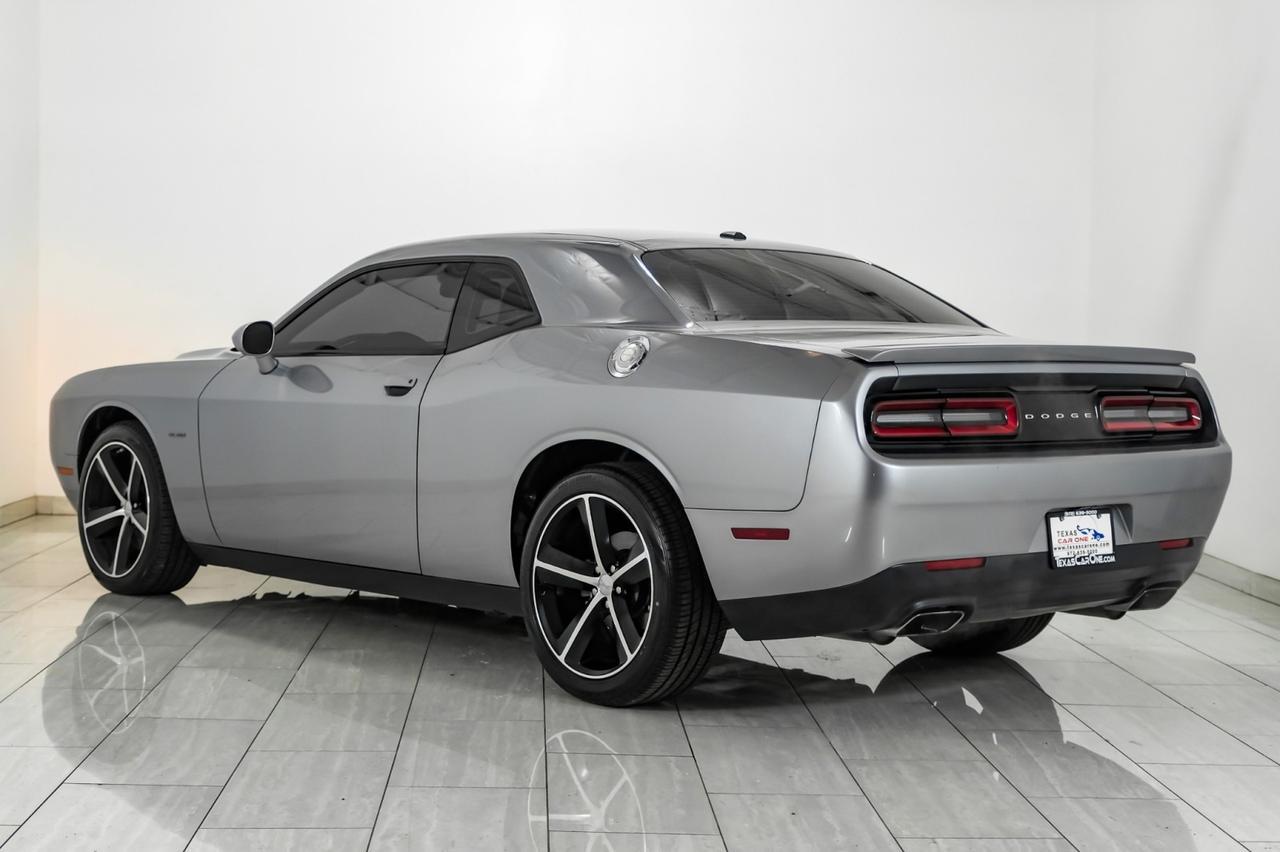 2017 Dodge Challenger R/T 5.7L HEMI AUTOMATIC KEYLESS START BLUETOOTH CRUISE CONTROL A Carrollton TX