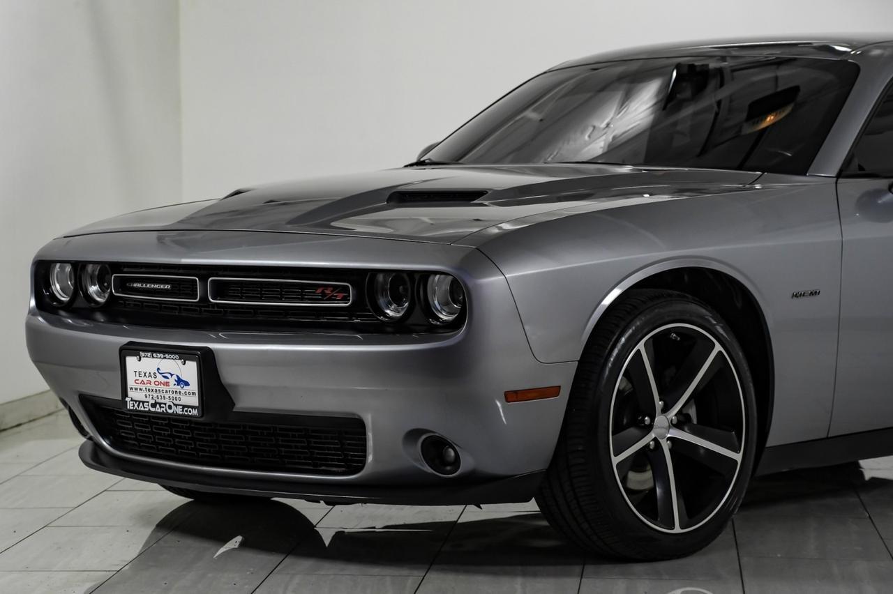 2017 Dodge Challenger R/T 5.7L HEMI AUTOMATIC KEYLESS START BLUETOOTH CRUISE CONTROL A Carrollton TX